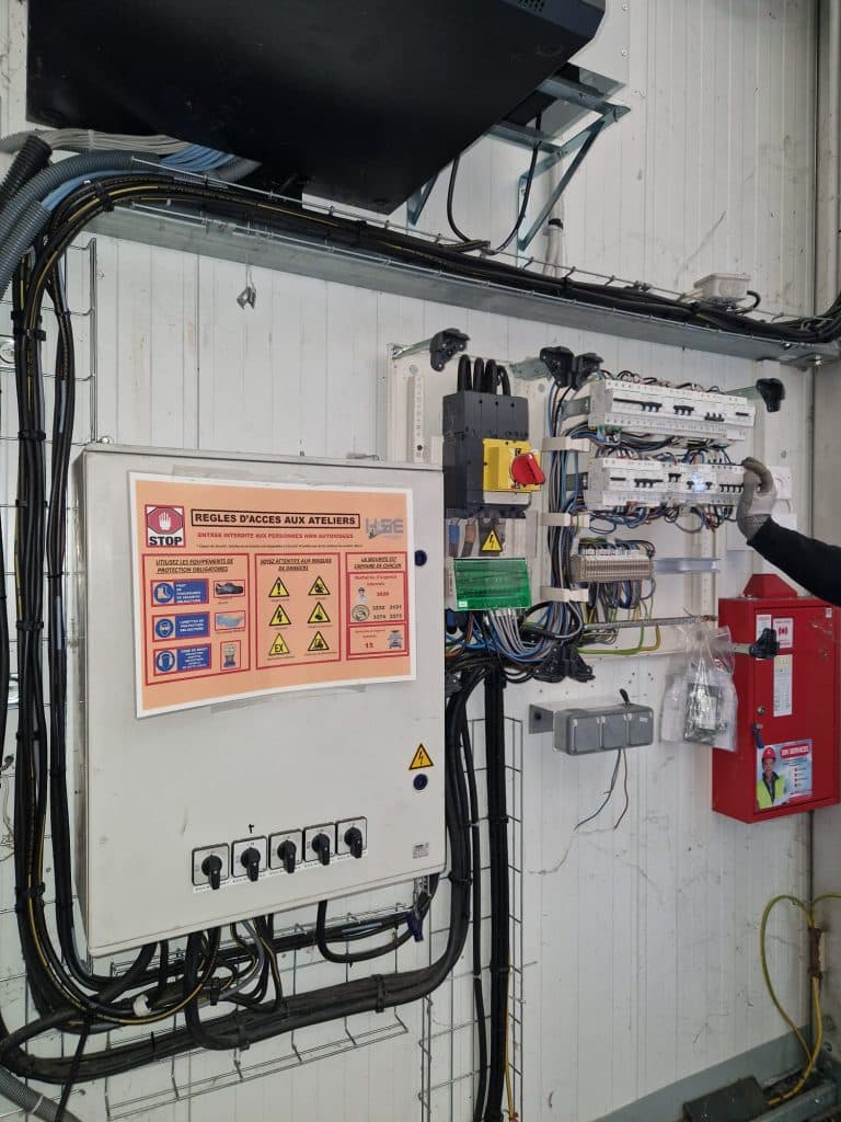 électricité générale, amboise electricite generale, electricien amboise, l'electricien amboise, entreprise d'electricite amboise, dépannage, entreprise d'électricité à amboise, électricien bâtiment à amboise, électricien bâtiment à chargé, électricien bâtiment à mosnes, électricien bâtiment à nazelles négron, électricien bâtiment à pocé sur cisse, électricien bâtiment à lussault sur loire, électricien bâtiment à noizay, électricien bâtiment à vernou sur brenne, électricien bâtiment à montlouis sur loire, électricien à montlouis sur loire, entreprise d'électricité à montlouis, dépannage électricité à montlouis, électricien bâtiment à limeray, électricien bâtiment à cangey, électricien bâtiment à saint ouen les vignes, électricien bâtiment à saint règle, électricien bâtiment à souvigny de touraine, électricien bâtiment à montreuil en touraine